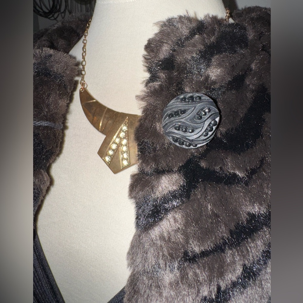 Vintage Boxy Handmade Faux Fur Zebra Print Jacket - Picture 12 of 13